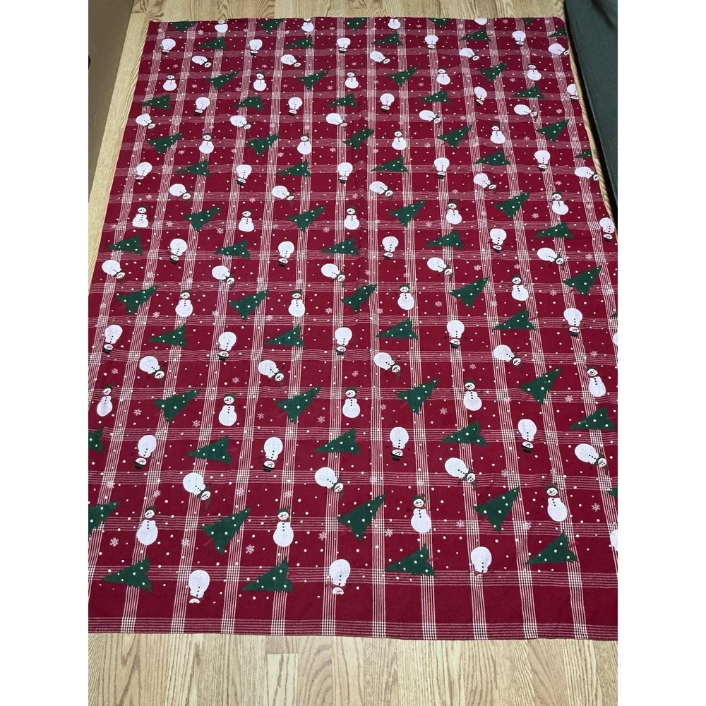Christmas Tree and Snowmen‎ Tablecloth 56x76